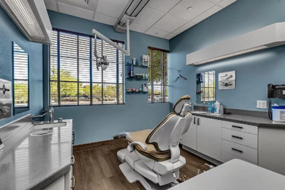 photo of dental room where emergency dentistry procedures take place